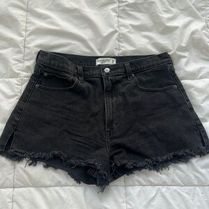 black the mom short high rise